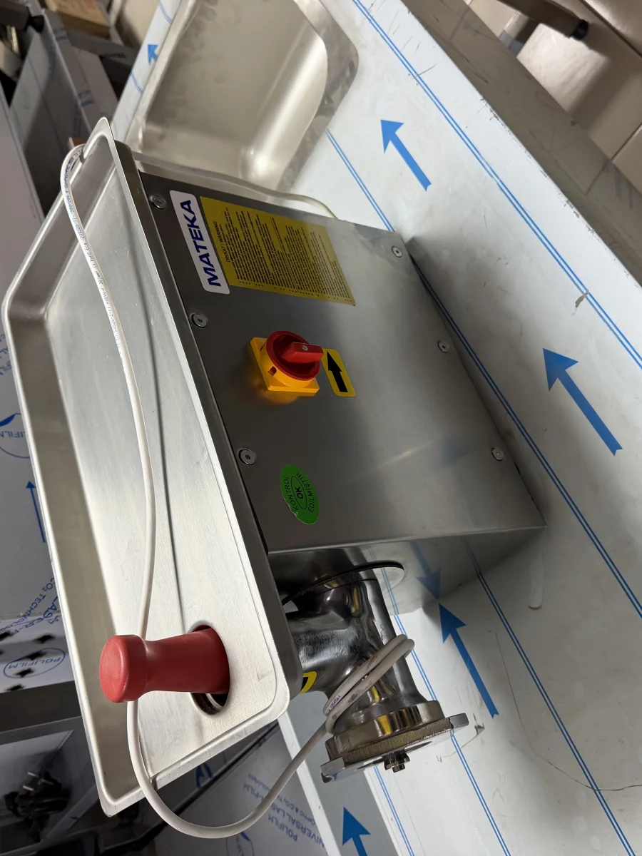 Mateka 12 no Kıyma makinası